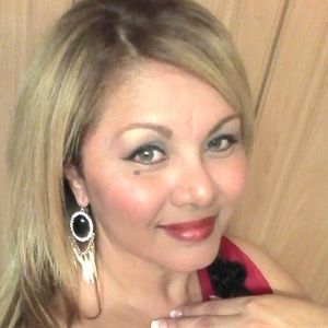 Meet your Posher, Loren